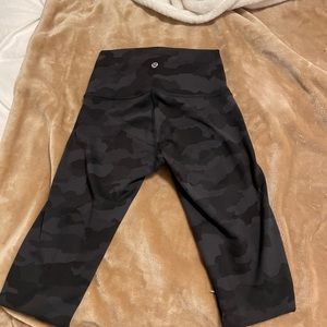 Lululemon Wunder Under Leggings